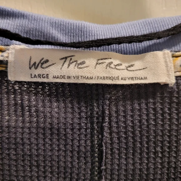 Free People We The Free Long Sleeve Top Wuth Patterned Sleeves L - Picture 2 of 8